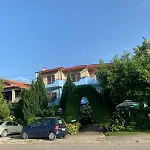Vila Deni