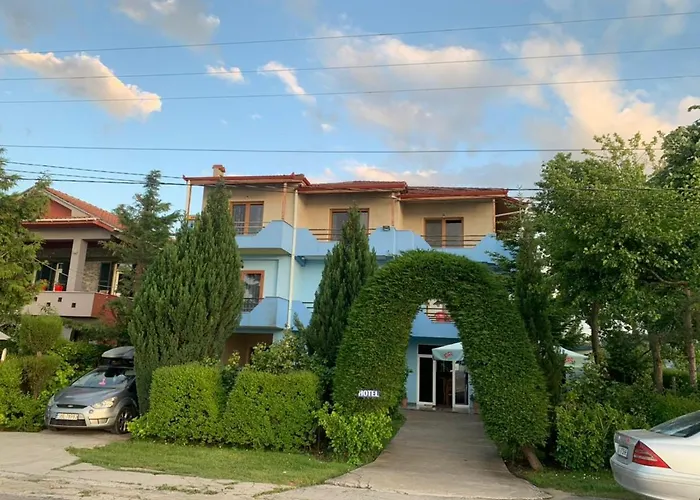 Vila Deni